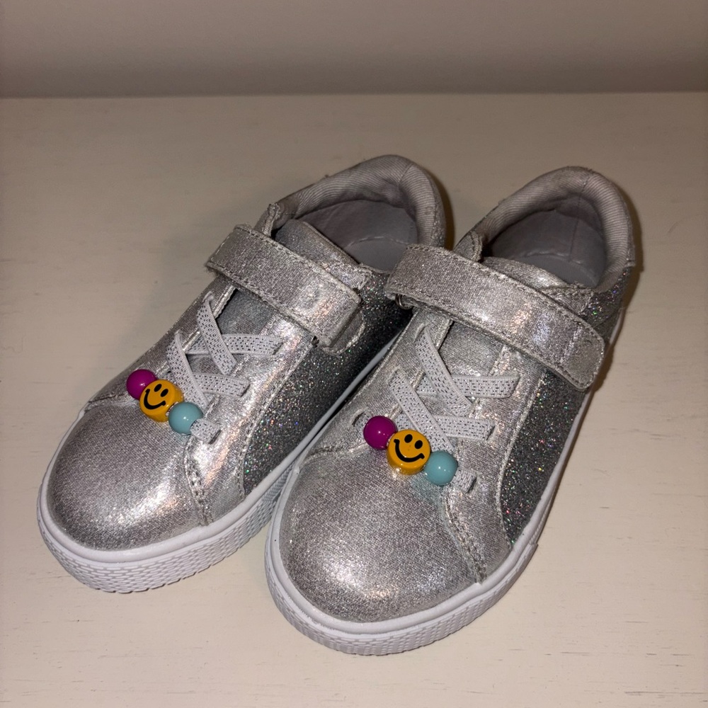 NWOT The Children’s Place Silver Sneakers Size 9